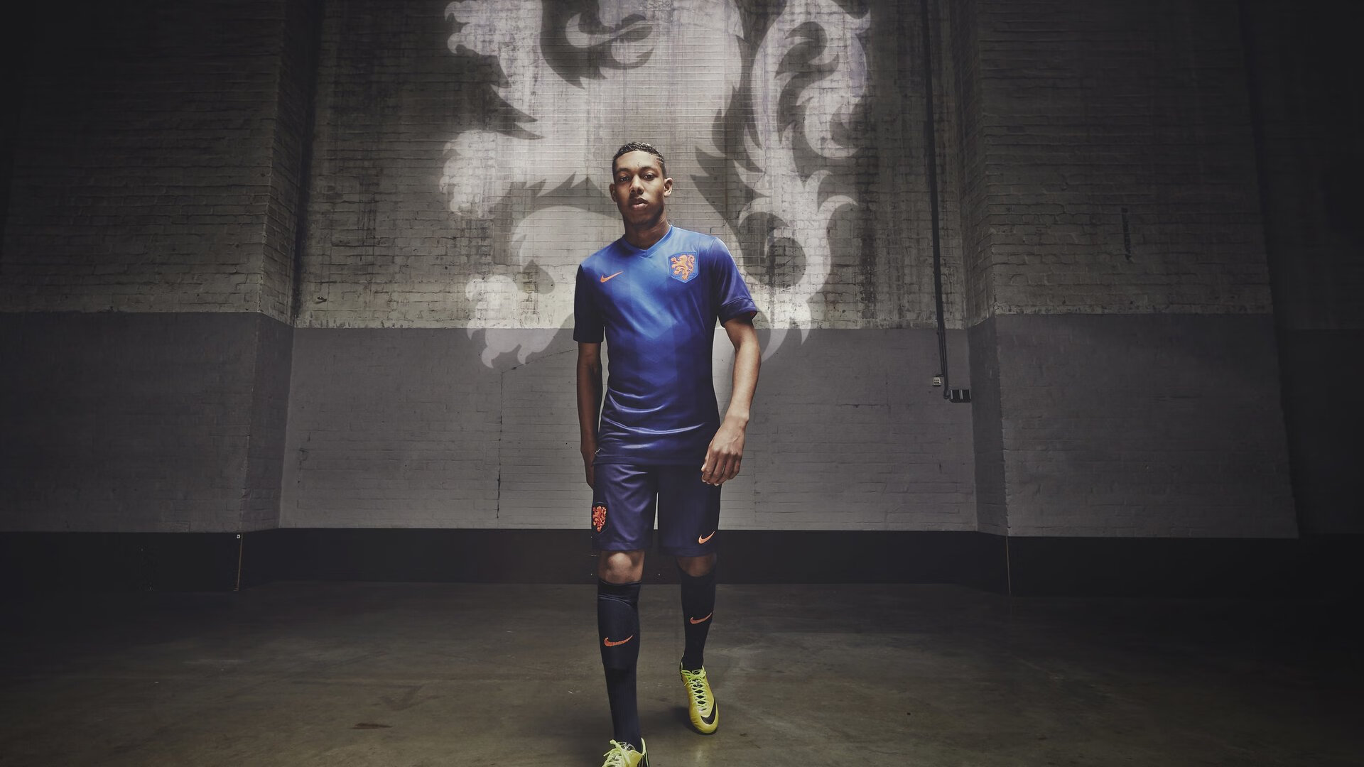 自由泳突尼斯选手挑战个人极限，自由泳突破30秒